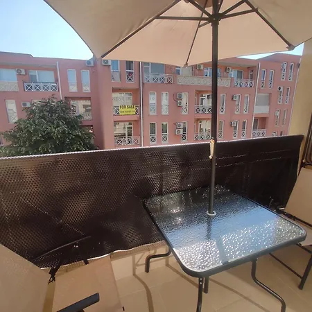 아파트 Chocolate On Sunny Day 6 Complex Tŭnkovo