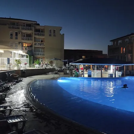 Chocolate On Sunny Day 6 Complex * Tŭnkovo