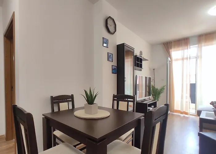 Chocolate On Sunny Day 6 Complex Апартамент Tŭnkovo