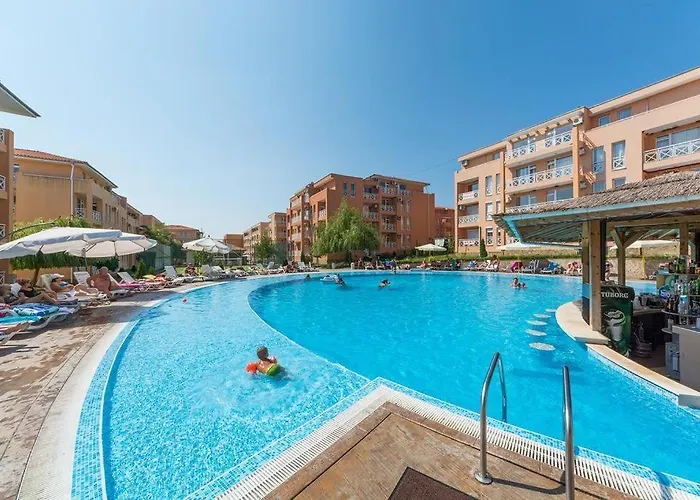 Апартамент Chocolate On Sunny Day 6 Complex *